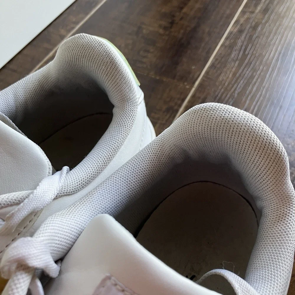 Adidas Cloudfoam Advantage Womens 9.5 White Gold Iridescent Heel Shoes AW4286
